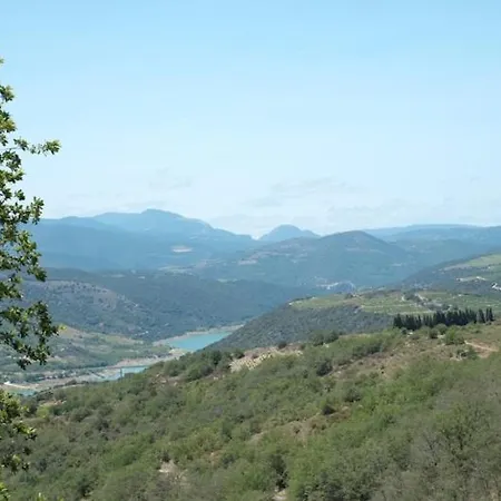 Charmante Maison De Village Dans Les Fenouilledes Feriehus Cassagnes (Pyrenees-Orientales)