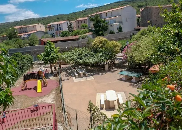 Charmante Maison De Village Dans Les Fenouilledes